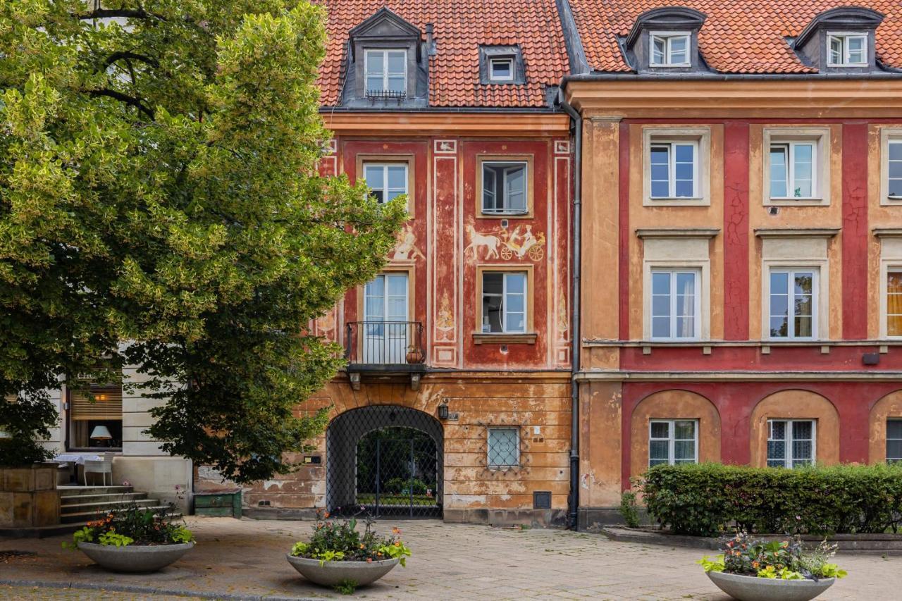 Warsaw New Town Square Apartment For 5 Guests By Noclegi Renters المظهر الخارجي الصورة