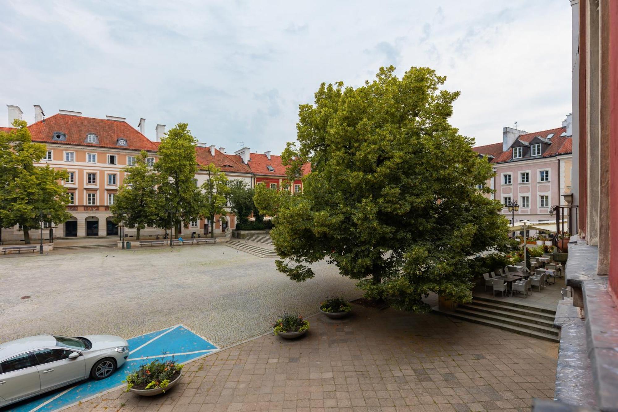 Warsaw New Town Square Apartment For 5 Guests By Noclegi Renters المظهر الخارجي الصورة