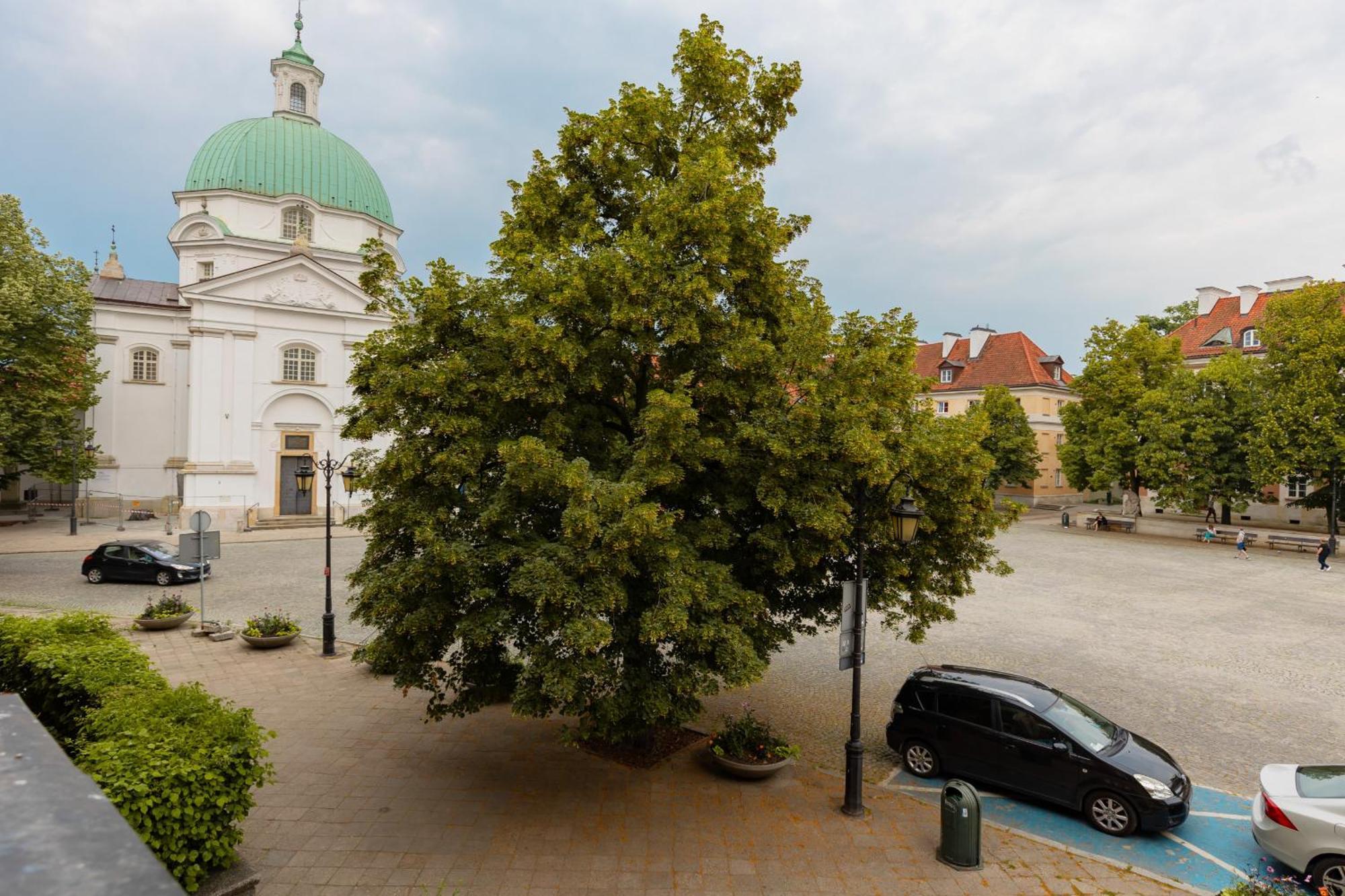 Warsaw New Town Square Apartment For 5 Guests By Noclegi Renters المظهر الخارجي الصورة